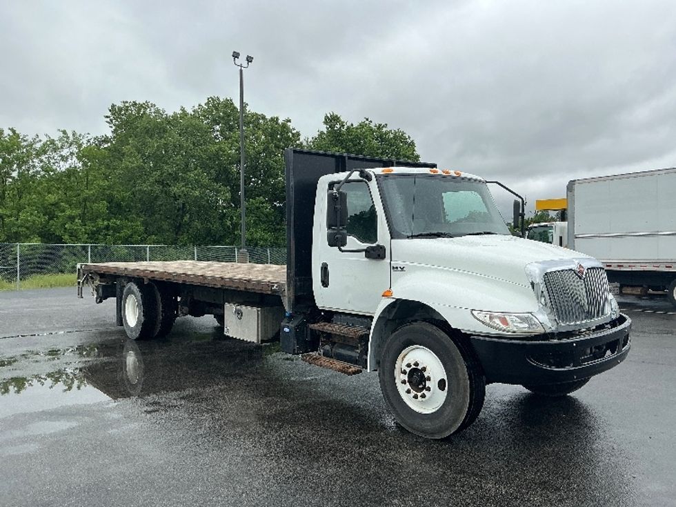Flatbed Truck-Light and Medium Duty Trucks-International-2020-MV607-Lexington-KY-96,949\n\t\tmiles-$ 51,750 - Image 1