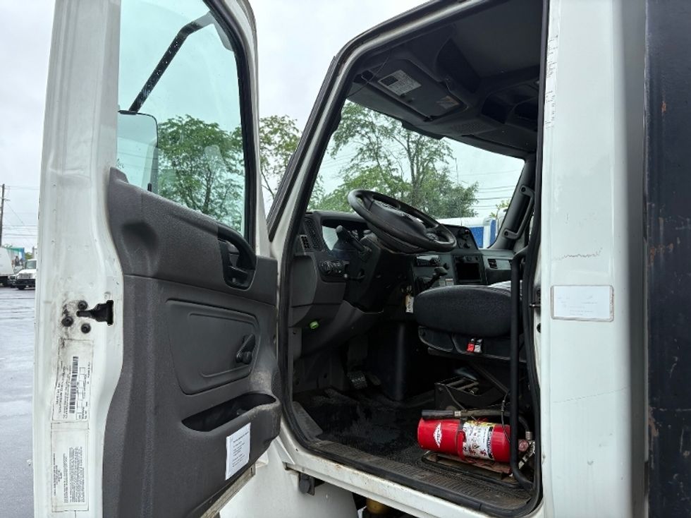 Flatbed Truck-Light and Medium Duty Trucks-International-2020-MV607-Lexington-KY-96,949\n\t\tmiles-$ 51,750 - Image 12