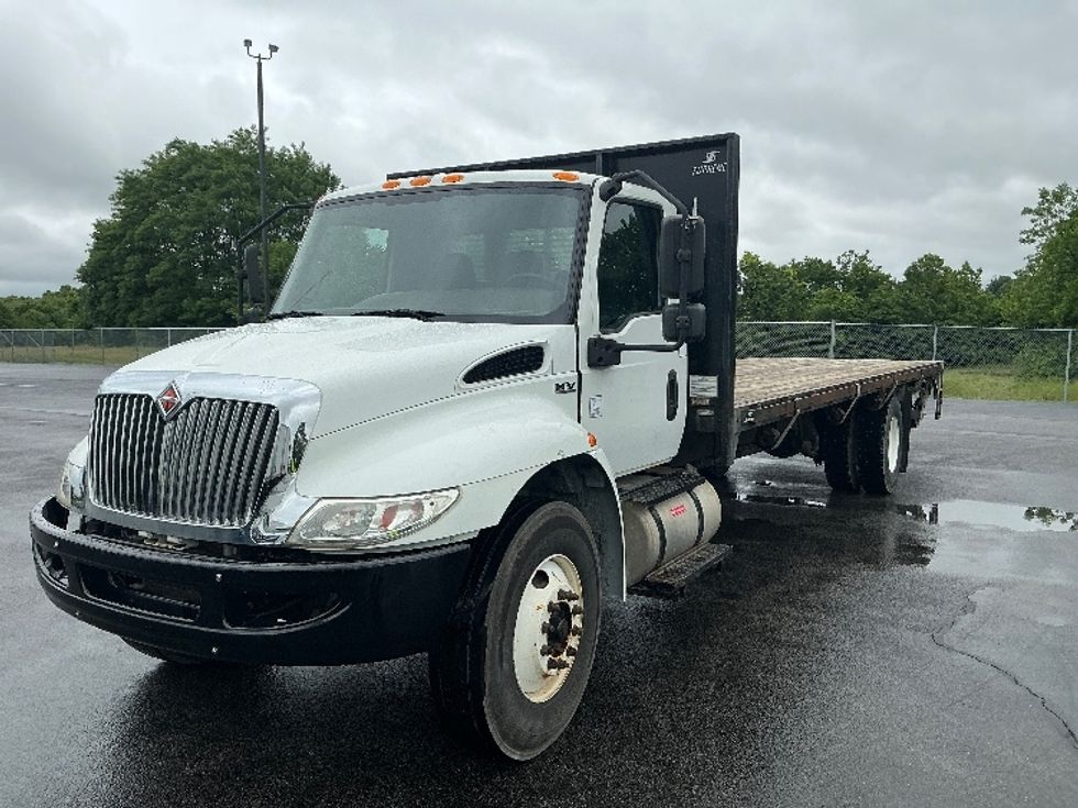 Flatbed Truck-Light and Medium Duty Trucks-International-2020-MV607-Lexington-KY-96,949\n\t\tmiles-$ 51,750 - Image 3