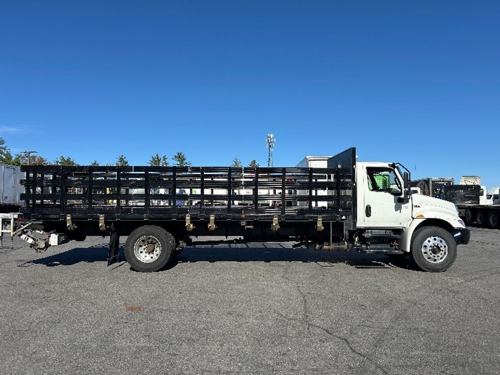 Flatbed Truck-Light and Medium Duty Trucks-International-2020-MV607-Londonderry-NH-155,716\n\t\tmiles-$ 46,500 - Image 15