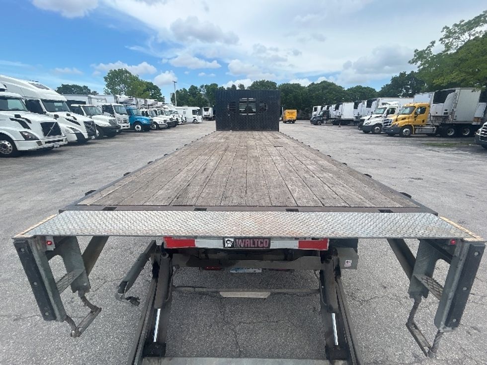 Flatbed Truck-Light and Medium Duty Trucks-International-2020-MV607-Medley-FL-120,385\n\t\tmiles-$ 51,500 - Image 10