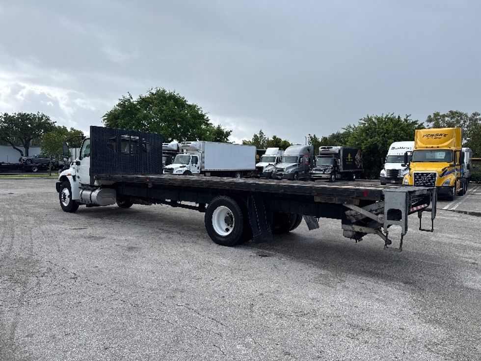 Flatbed Truck-Light and Medium Duty Trucks-International-2020-MV607-Medley-FL-162,082\n\t\tmiles-$ 51,000 - Image 6