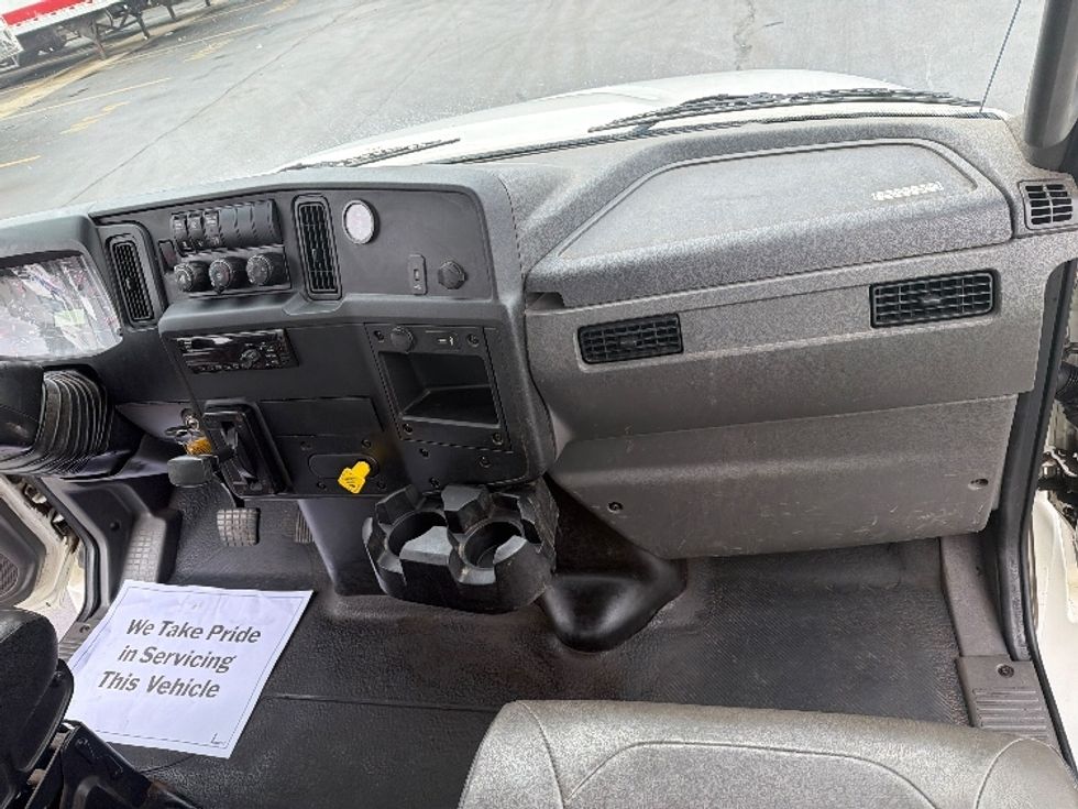 Flatbed Truck-Light and Medium Duty Trucks-International-2020-MV607-Melrose Park-IL-133,008\n\t\tmiles-$ 47,500 - Image 17