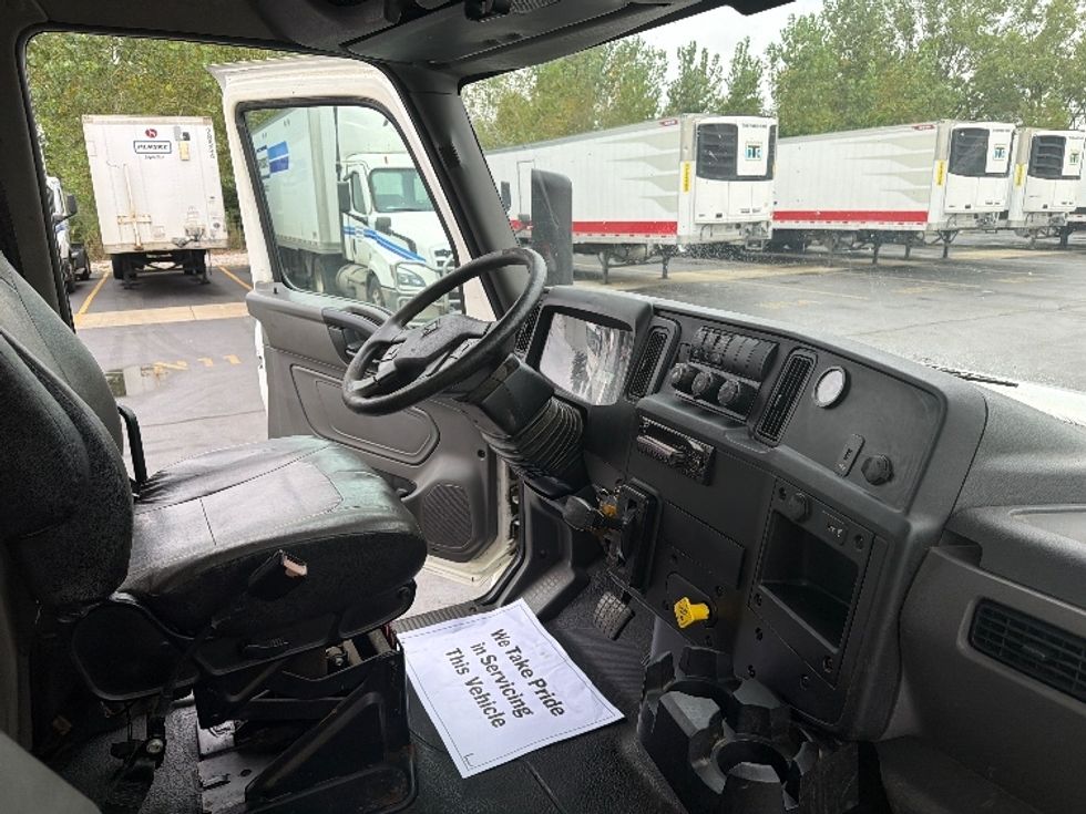 Flatbed Truck-Light and Medium Duty Trucks-International-2020-MV607-Melrose Park-IL-133,008\n\t\tmiles-$ 47,500 - Image 18