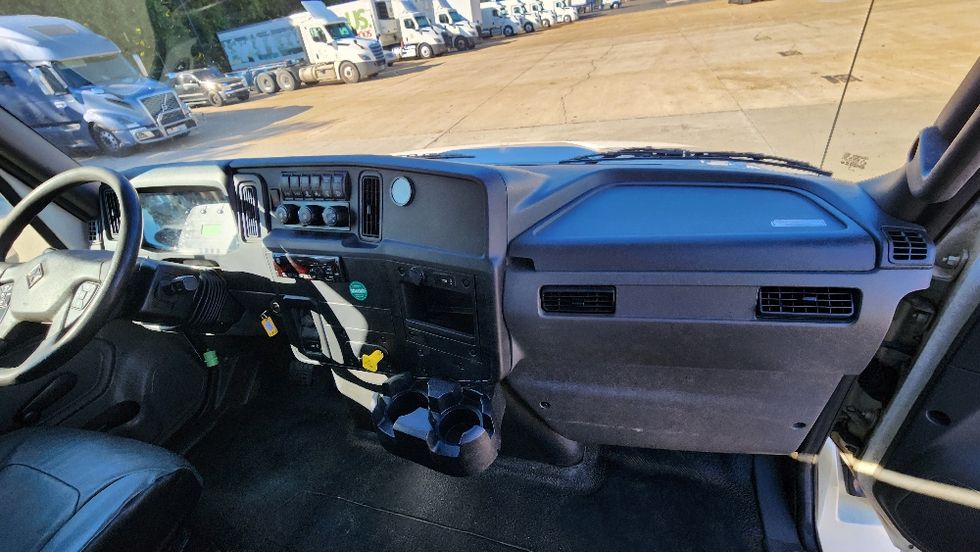 Flatbed Truck-Light and Medium Duty Trucks-International-2020-MV607-Memphis-TN-228,165\n\t\tmiles-$ 54,750 - Image 17