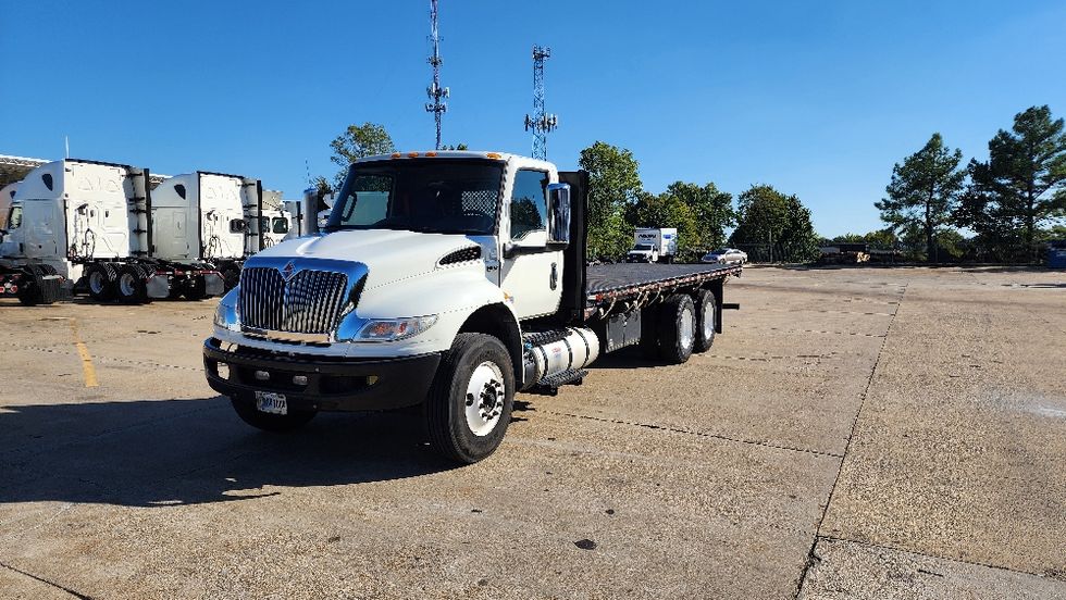 Flatbed Truck-Light and Medium Duty Trucks-International-2020-MV607-Memphis-TN-228,165\n\t\tmiles-$ 54,750 - Image 3