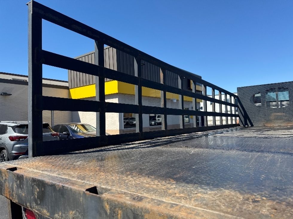 Flatbed Truck-Light and Medium Duty Trucks-International-2020-MV607-Milwaukee-WI-213,392\n\t\tmiles-$ 52,000 - Image 10