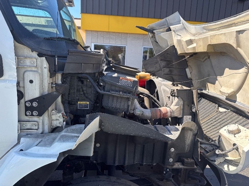 Flatbed Truck-Light and Medium Duty Trucks-International-2020-MV607-Milwaukee-WI-213,392\n\t\tmiles-$ 52,000 - Image 22