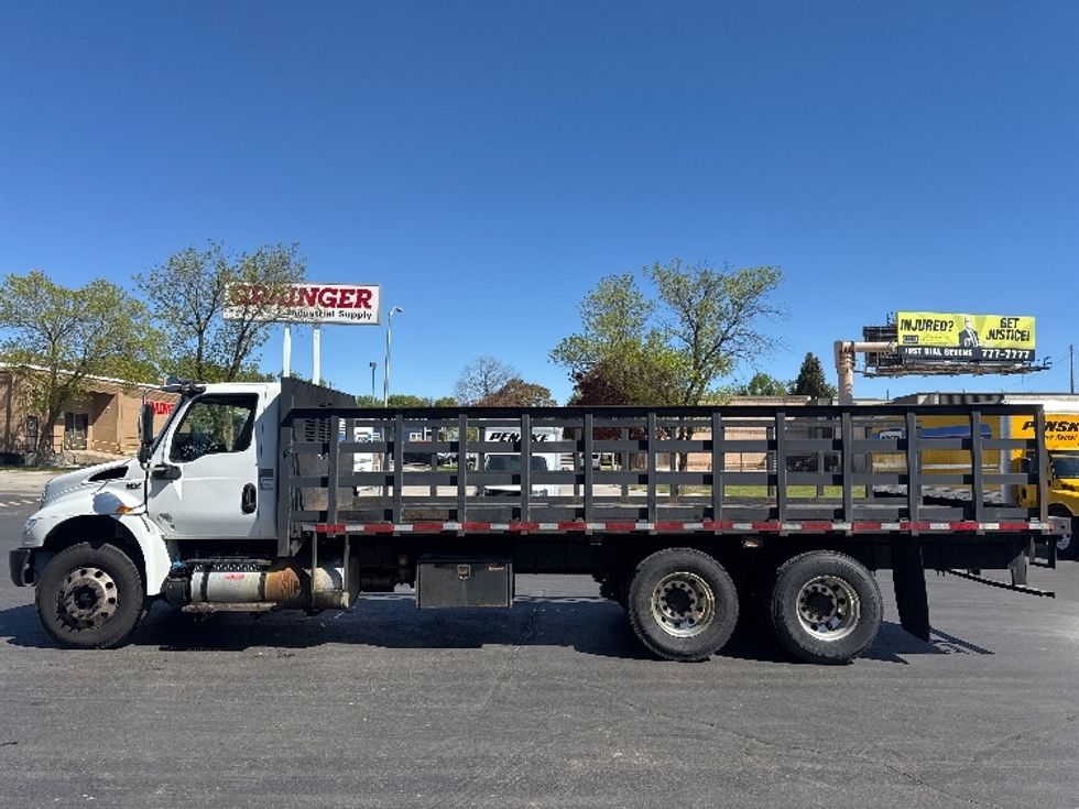 Flatbed Truck-Light and Medium Duty Trucks-International-2020-MV607-Milwaukee-WI-213,392\n\t\tmiles-$ 52,000 - Image 4