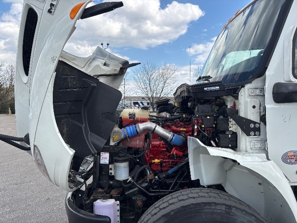 Flatbed Truck-Light and Medium Duty Trucks-International-2020-MV607-Mississauga-ON-111,723\n\t\tkm-$ 93,000 - Image 20