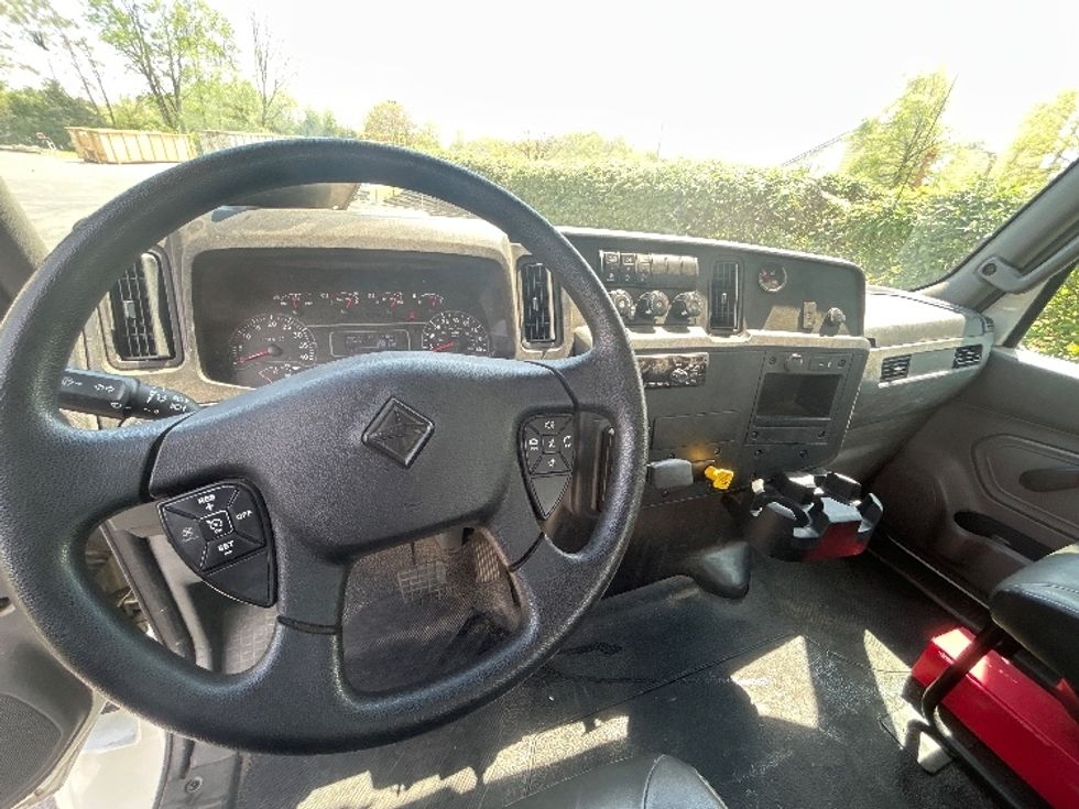 Flatbed Truck-Light and Medium Duty Trucks-International-2020-MV607-Mount Juliet-TN-132,899\n\t\tmiles-$ 60,750 - Image 16