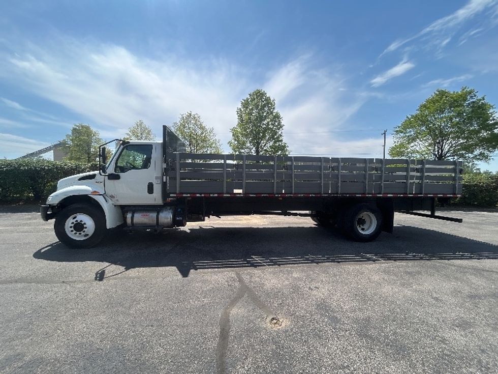 Flatbed Truck-Light and Medium Duty Trucks-International-2020-MV607-Mount Juliet-TN-132,899\n\t\tmiles-$ 60,750 - Image 4