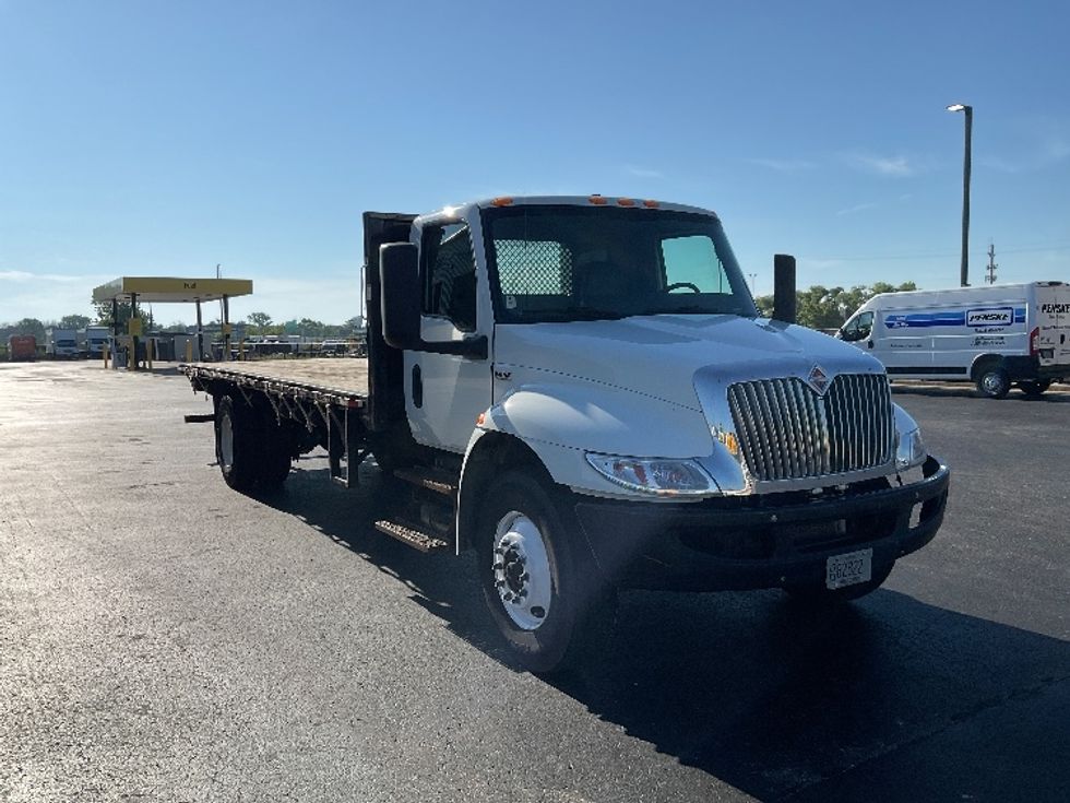 Flatbed Truck-Light and Medium Duty Trucks-International-2020-MV607-Neenah-WI-166,574\n\t\tmiles-$ 45,750 - Image 1
