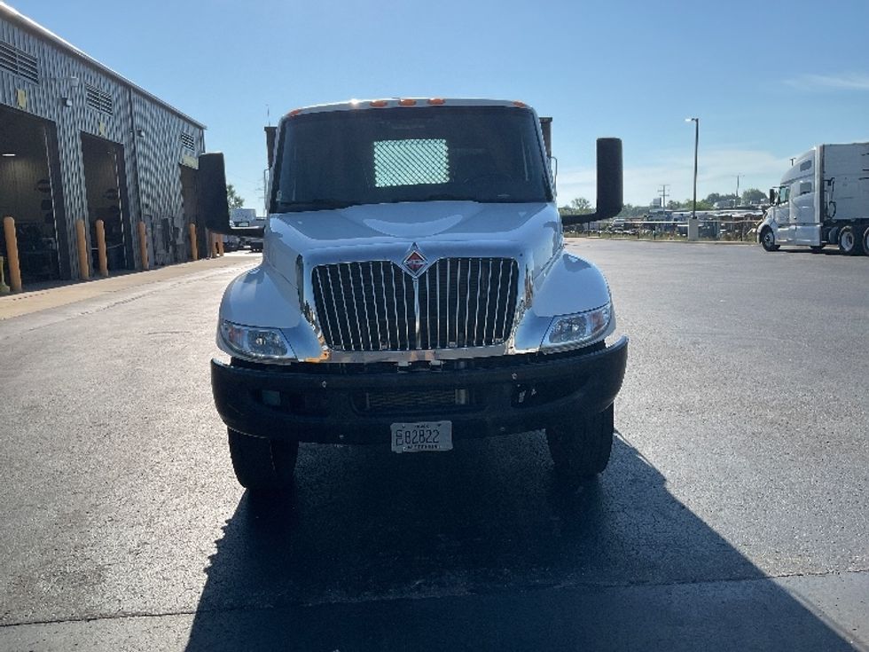 Flatbed Truck-Light and Medium Duty Trucks-International-2020-MV607-Neenah-WI-166,574\n\t\tmiles-$ 45,750 - Image 2