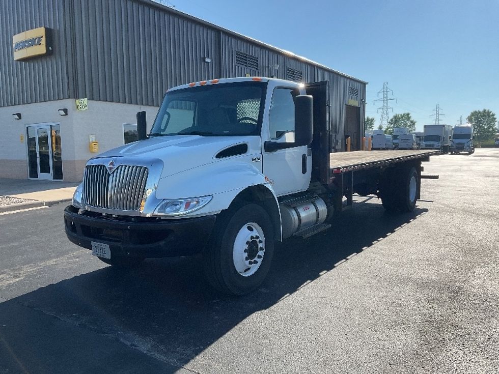 Flatbed Truck-Light and Medium Duty Trucks-International-2020-MV607-Neenah-WI-166,574\n\t\tmiles-$ 45,750 - Image 3