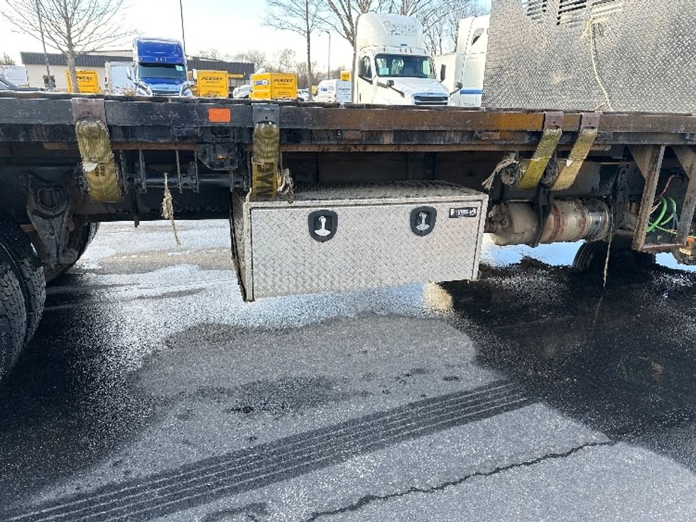Flatbed Truck-Light and Medium Duty Trucks-International-2020-MV607-New Castle-DE-108,701\n\t\tmiles-$ 61,000 - Image 14