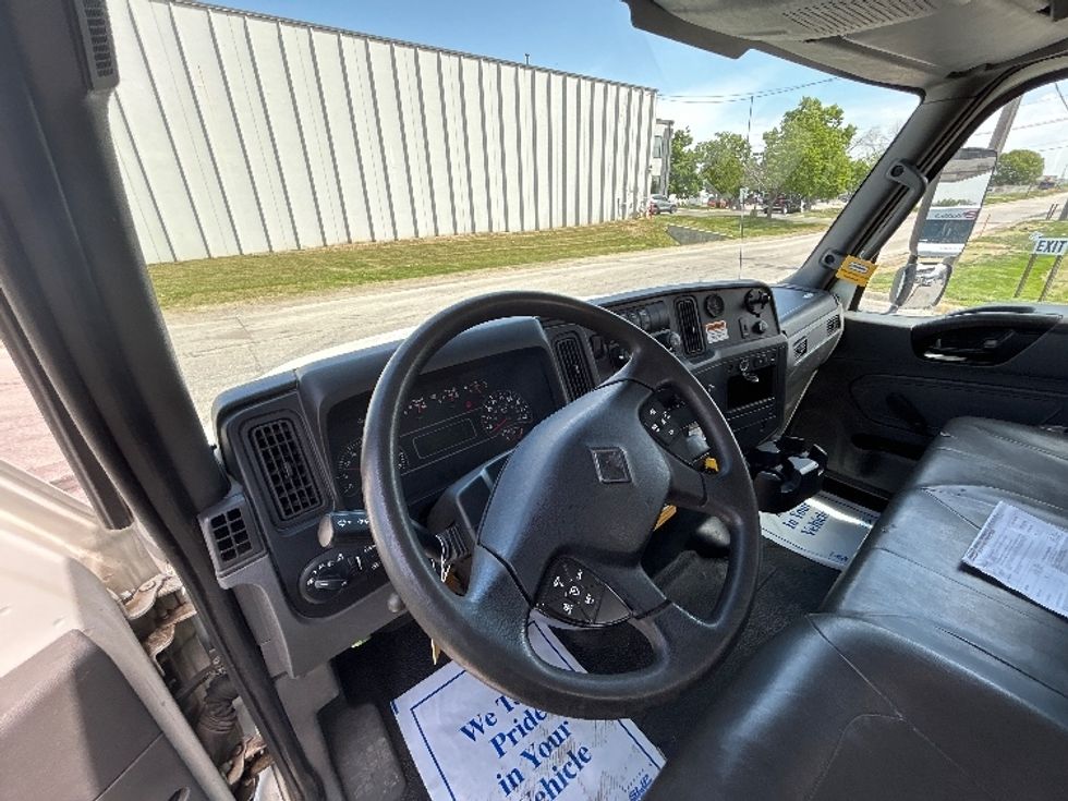 Flatbed Truck-Light and Medium Duty Trucks-International-2020-MV607-Omaha-NE-138,764\n\t\tmiles-$ 49,750 - Image 17