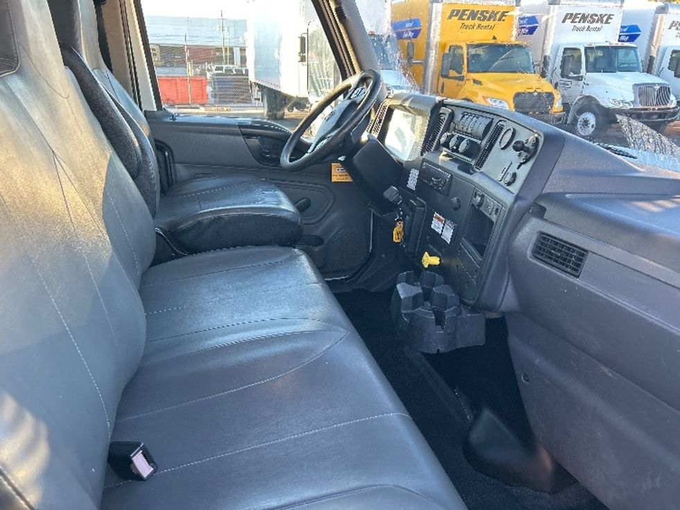 Flatbed Truck-Light and Medium Duty Trucks-International-2020-MV607-Orlando-FL-175,257\n\t\tmiles-$ 42,750 - Image 22