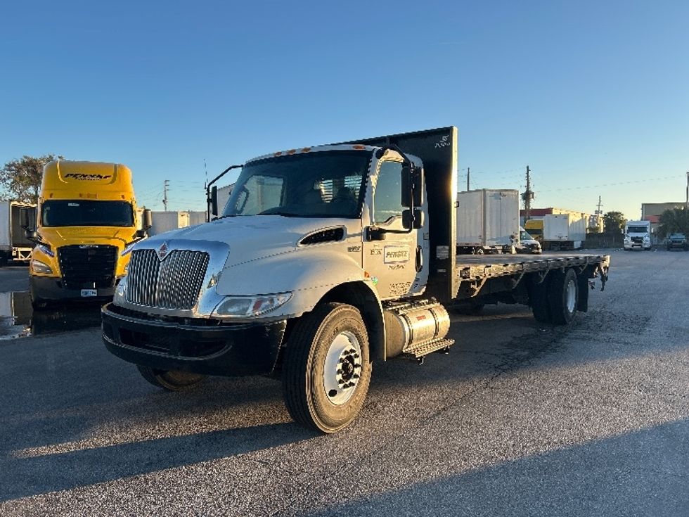 Flatbed Truck-Light and Medium Duty Trucks-International-2020-MV607-Orlando-FL-175,257\n\t\tmiles-$ 42,750 - Image 3