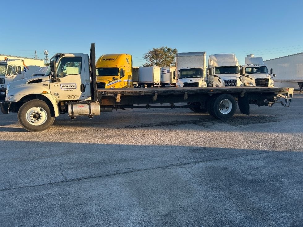 Flatbed Truck-Light and Medium Duty Trucks-International-2020-MV607-Orlando-FL-175,257\n\t\tmiles-$ 42,750 - Image 4