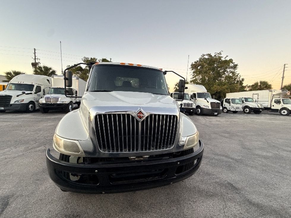 Flatbed Truck-Light and Medium Duty Trucks-International-2020-MV607-Orlando-FL-89,486\n\t\tmiles-$ 54,750 - Image 2
