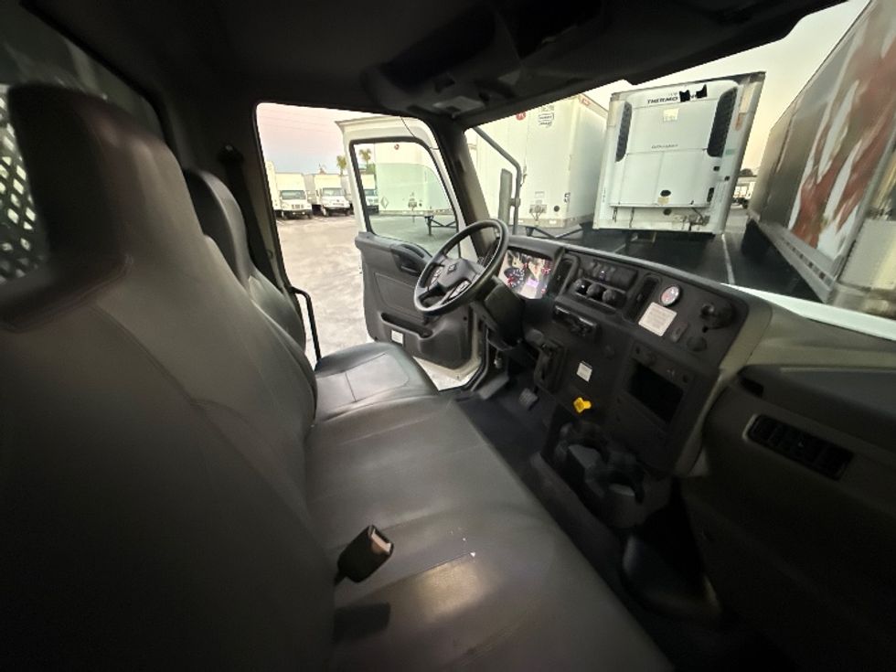 Flatbed Truck-Light and Medium Duty Trucks-International-2020-MV607-Orlando-FL-89,486\n\t\tmiles-$ 54,750 - Image 22