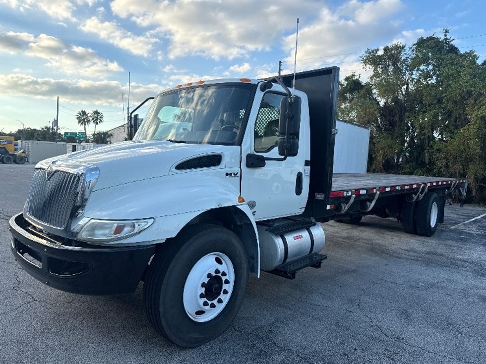 Flatbed Truck-Light and Medium Duty Trucks-International-2020-MV607-Orlando-FL-89,486\n\t\tmiles-$ 54,750 - Image 3