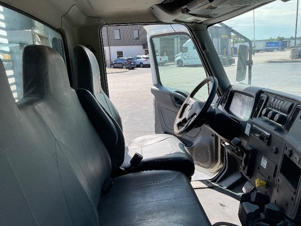 Flatbed Truck-Light and Medium Duty Trucks-International-2020-MV607-Perrysburg-OH-149,381\n\t\tmiles-$ 53,750 - Image 19