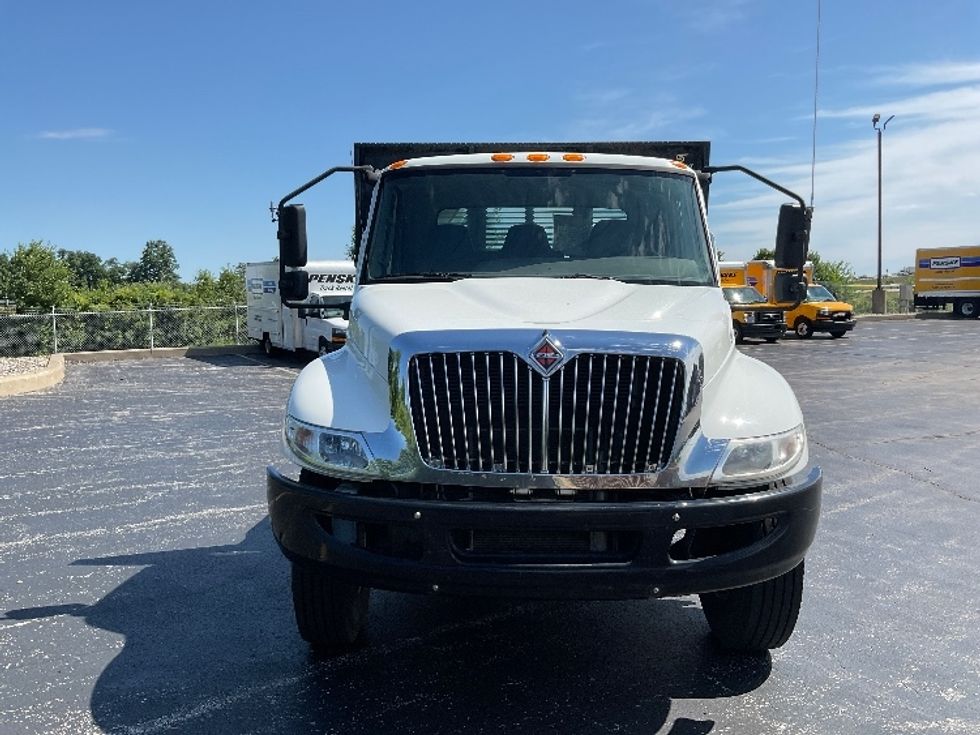Flatbed Truck-Light and Medium Duty Trucks-International-2020-MV607-Perrysburg-OH-149,381\n\t\tmiles-$ 53,750 - Image 2
