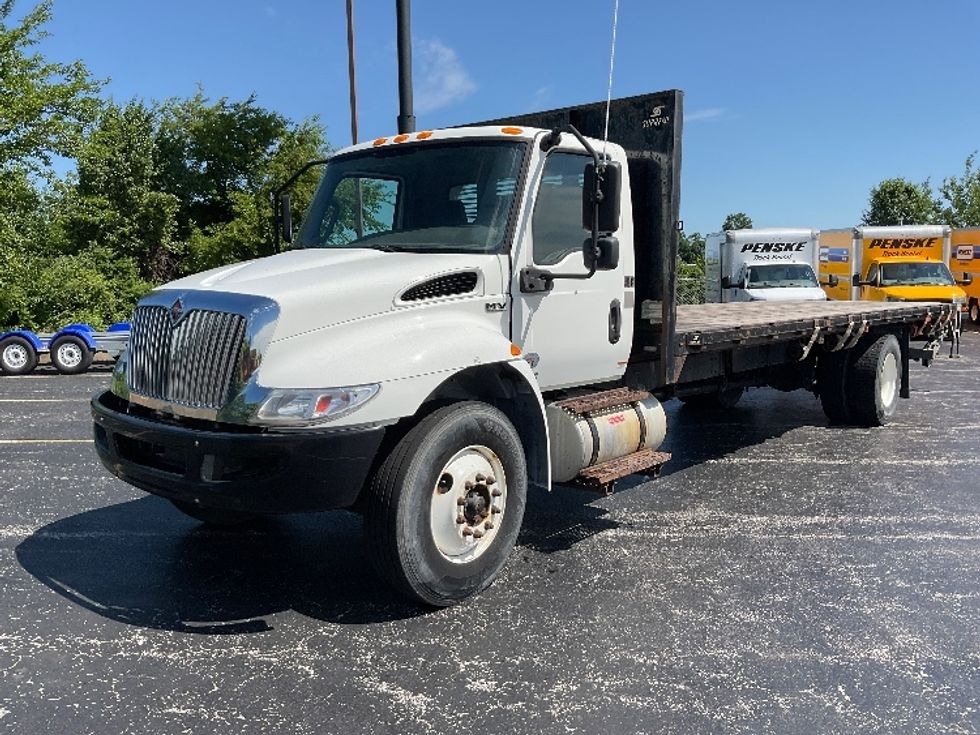 Flatbed Truck-Light and Medium Duty Trucks-International-2020-MV607-Perrysburg-OH-149,381\n\t\tmiles-$ 53,750 - Image 3
