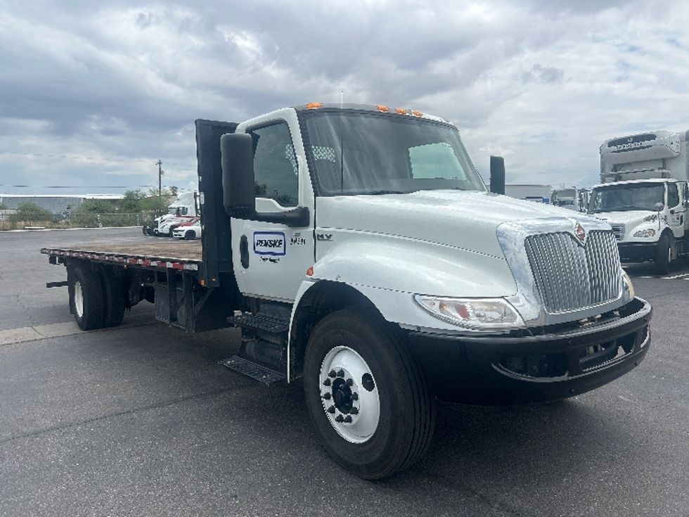 Flatbed Truck-Light and Medium Duty Trucks-International-2020-MV607-Phoenix-AZ-233,421\n\t\tmiles-$ 38,250 - Image 1