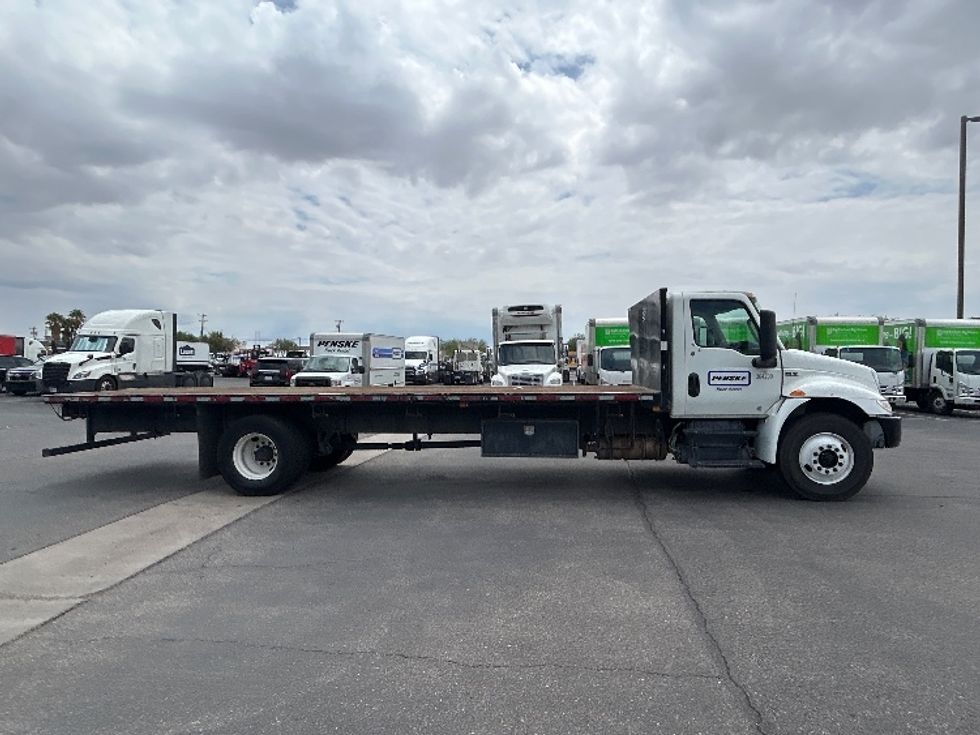 Flatbed Truck-Light and Medium Duty Trucks-International-2020-MV607-Phoenix-AZ-233,421\n\t\tmiles-$ 38,250 - Image 12