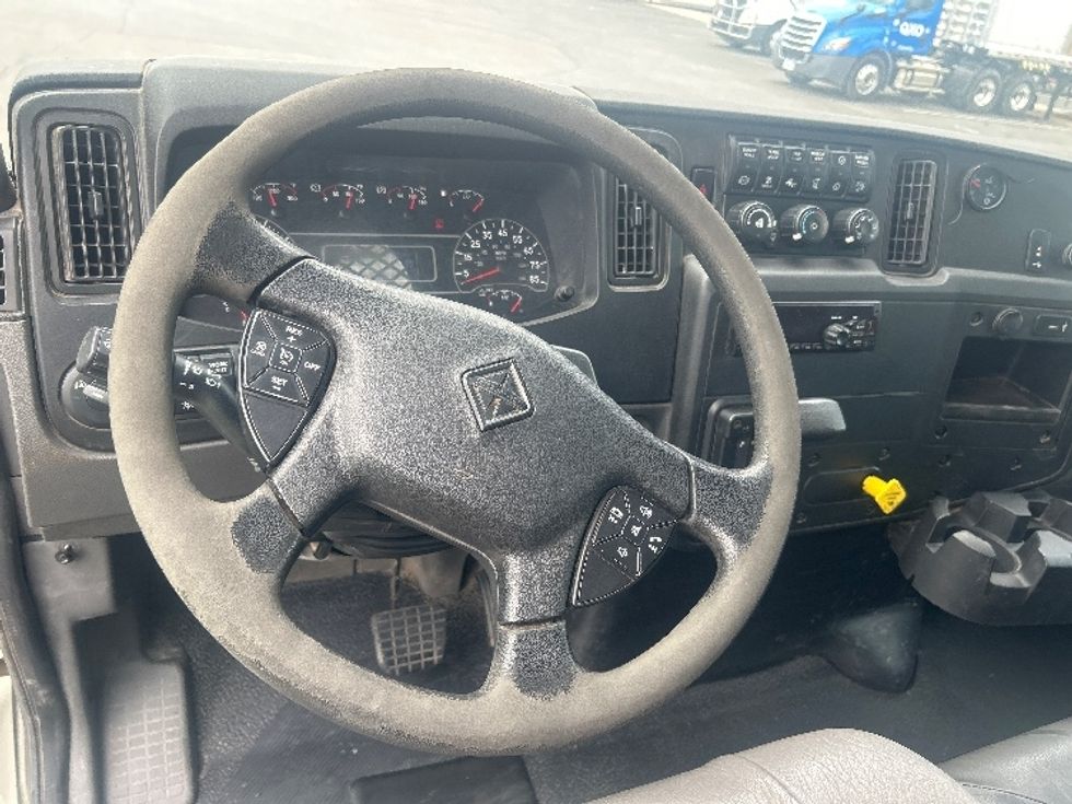 Flatbed Truck-Light and Medium Duty Trucks-International-2020-MV607-Phoenix-AZ-233,421\n\t\tmiles-$ 38,250 - Image 15
