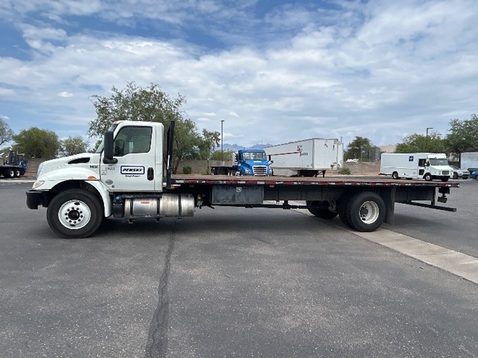Flatbed Truck-Light and Medium Duty Trucks-International-2020-MV607-Phoenix-AZ-233,421\n\t\tmiles-$ 38,250 - Image 4