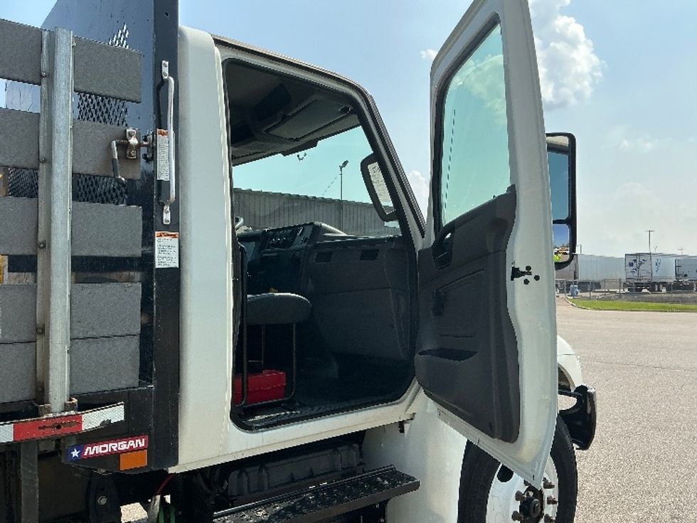 Flatbed Truck-Light and Medium Duty Trucks-International-2020-MV607-Piqua-OH-88,545\n\t\tmiles-$ 60,000 - Image 15