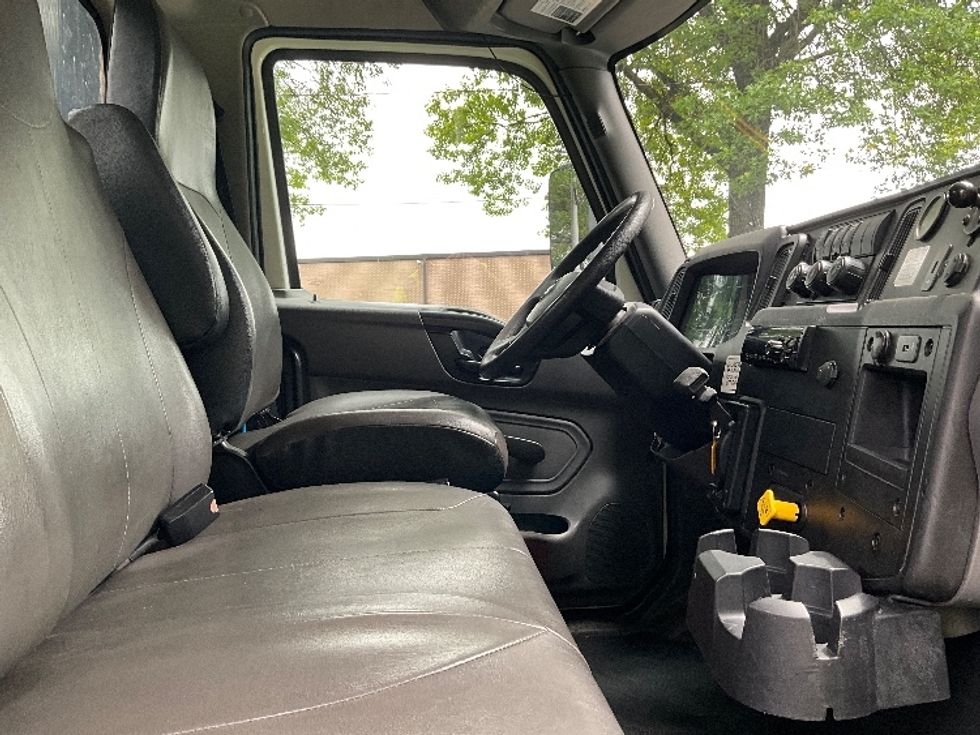 Flatbed Truck-Light and Medium Duty Trucks-International-2020-MV607-Reading-PA-211,100\n\t\tmiles-$ 44,750 - Image 22