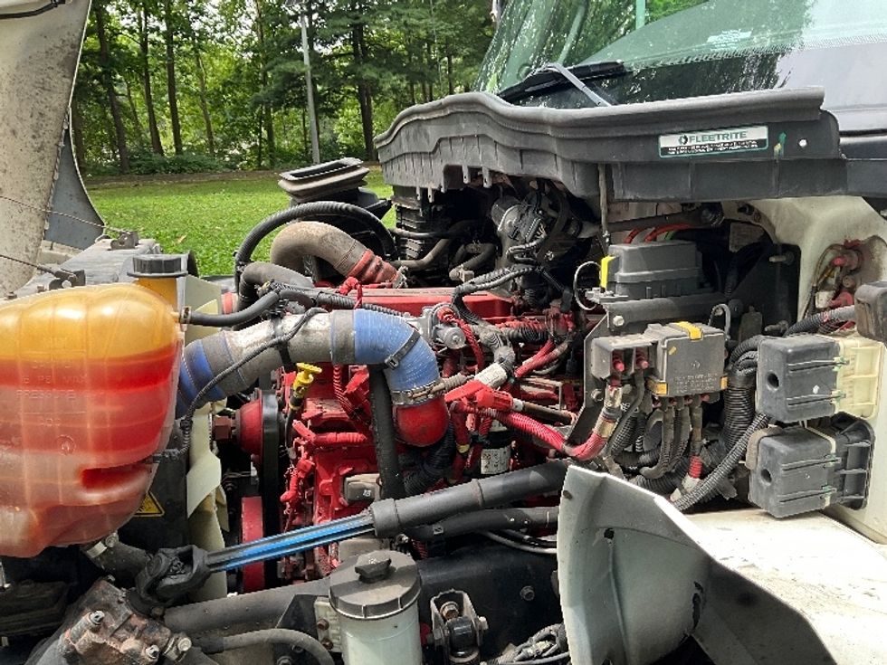 Flatbed Truck-Light and Medium Duty Trucks-International-2020-MV607-Reading-PA-211,100\n\t\tmiles-$ 44,750 - Image 24