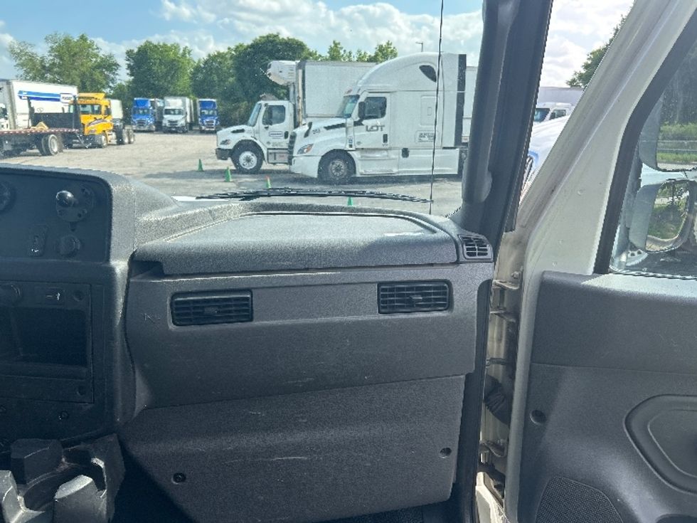 Flatbed Truck-Light and Medium Duty Trucks-International-2020-MV607-Round Rock-TX-111,550\n\t\tmiles-$ 54,250 - Image 21