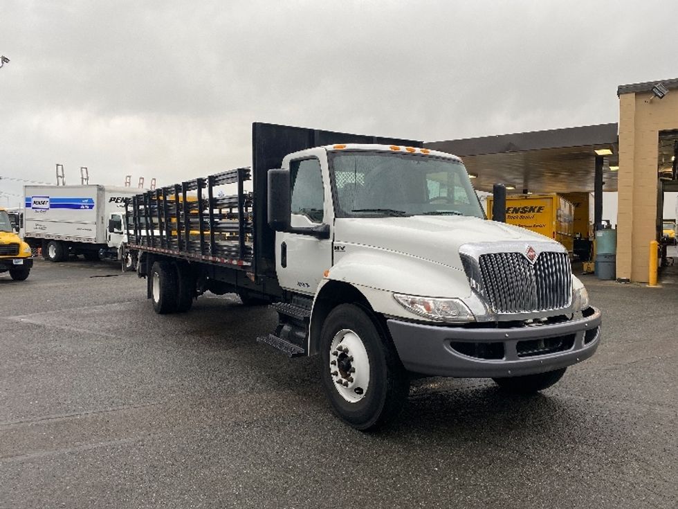 Flatbed Truck-Light and Medium Duty Trucks-International-2020-MV607-Seattle-WA-100,378\n\t\tmiles-$ 52,250 - Image 1