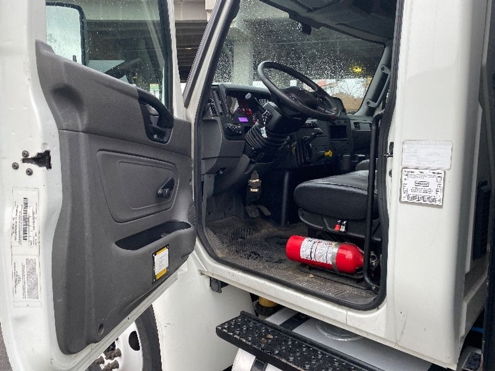 Flatbed Truck-Light and Medium Duty Trucks-International-2020-MV607-Seattle-WA-100,378\n\t\tmiles-$ 52,250 - Image 15