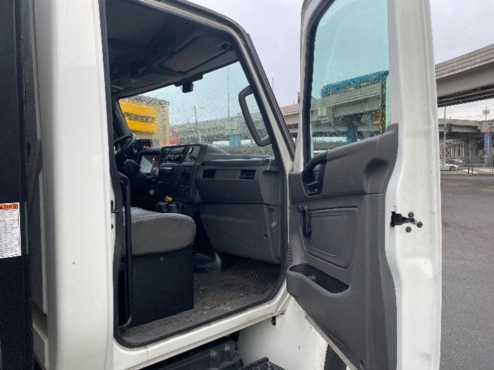 Flatbed Truck-Light and Medium Duty Trucks-International-2020-MV607-Seattle-WA-100,378\n\t\tmiles-$ 52,250 - Image 19