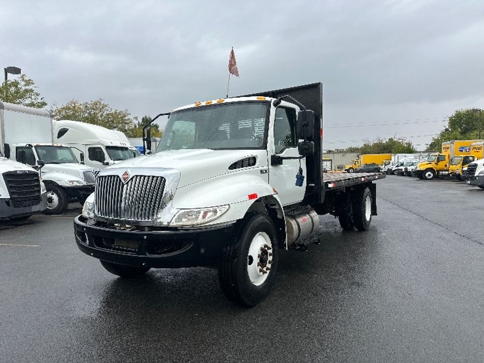 Flatbed Truck-Light and Medium Duty Trucks-International-2020-MV607-Sparks-NV-227,511\n\t\tmiles-$ 36,250 - Image 3