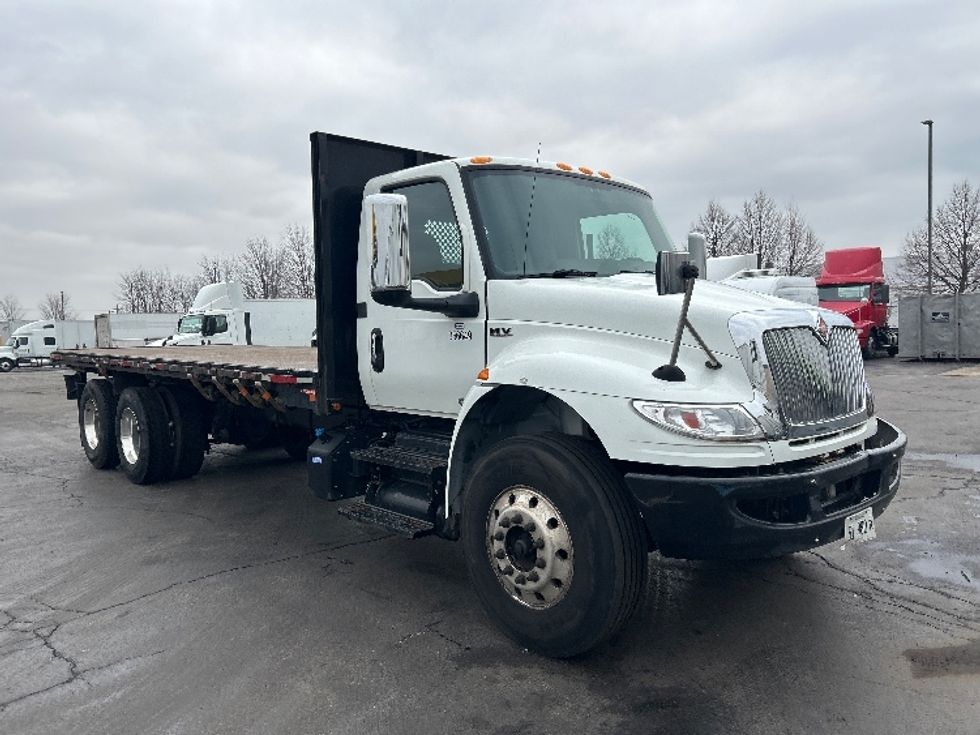 Flatbed Truck-Light and Medium Duty Trucks-International-2020-MV607-Sturtevant-WI-187,520\n\t\tmiles-$ 56,000 - Image 1