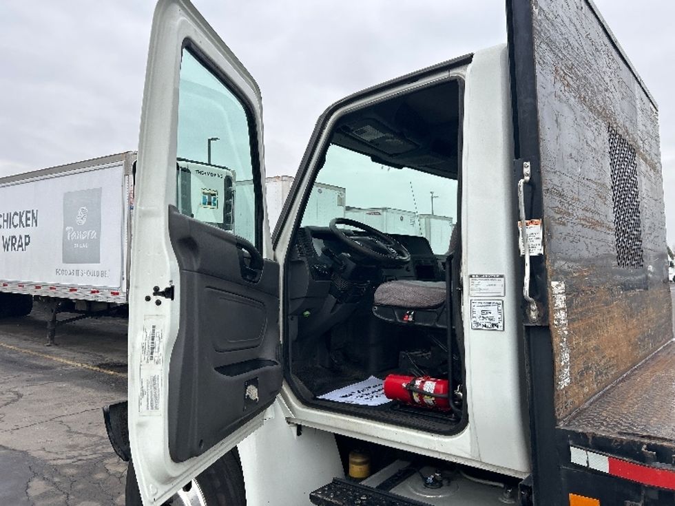 Flatbed Truck-Light and Medium Duty Trucks-International-2020-MV607-Sturtevant-WI-187,520\n\t\tmiles-$ 56,000 - Image 16