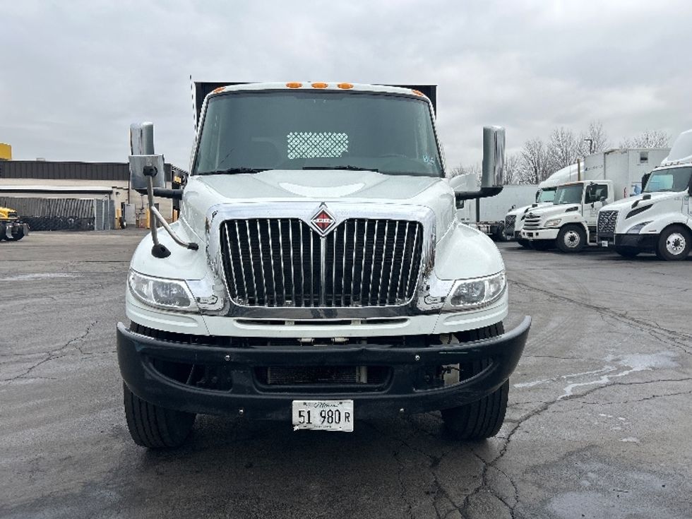 Flatbed Truck-Light and Medium Duty Trucks-International-2020-MV607-Sturtevant-WI-187,520\n\t\tmiles-$ 56,000 - Image 2