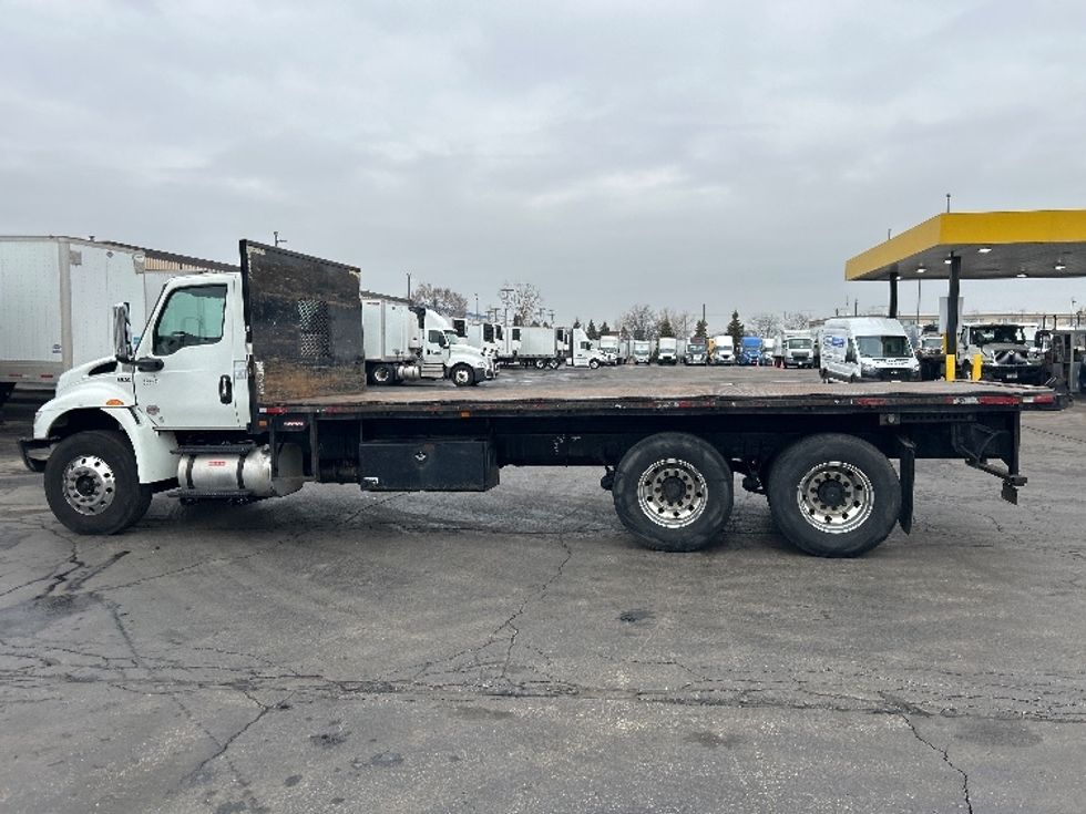 Flatbed Truck-Light and Medium Duty Trucks-International-2020-MV607-Sturtevant-WI-187,520\n\t\tmiles-$ 56,000 - Image 4