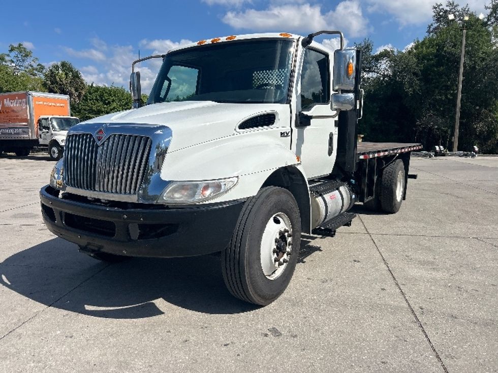 2020 International MV607 MV photo 3