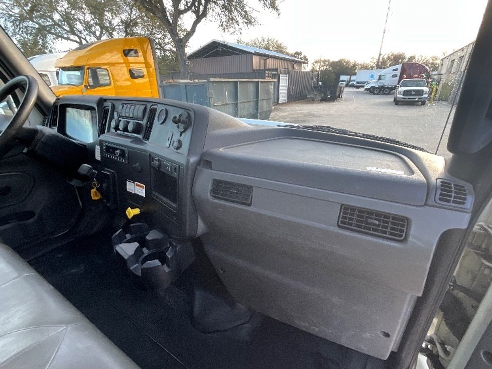 Flatbed Truck-Light and Medium Duty Trucks-International-2020-MV607-Tampa-FL-119,886\n\t\tmiles-$ 48,750 - Image 19