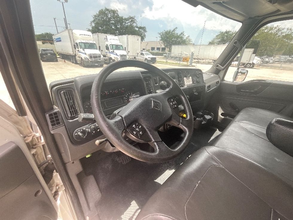 Flatbed Truck-Light and Medium Duty Trucks-International-2020-MV607-Tampa-FL-167,781\n\t\tmiles-$ 47,750 - Image 15