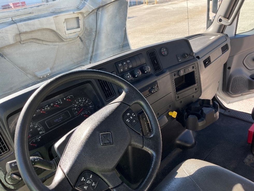 Flatbed Truck-Light and Medium Duty Trucks-International-2020-MV607-Tampa-FL-225,313\n\t\tmiles-$ 41,750 - Image 17